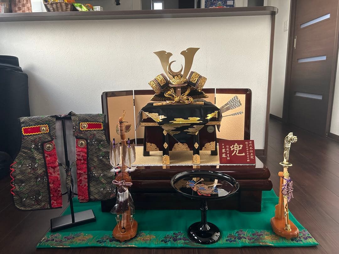 五月人形 陣羽織　はちまき烏帽子　付き