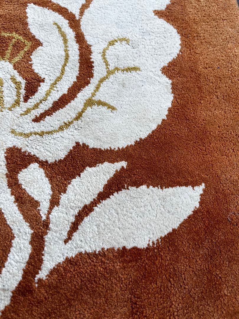 新鍋島緞通　吉島敷物　座布団　牡丹B-1 茜地　四角形　座布団 段通 ④