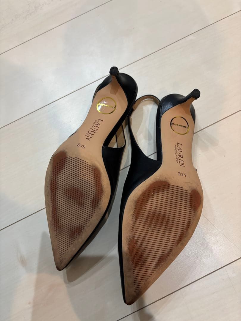 ラルフローレンパンプス美品Lolah バーニッシュド レザー バックストラップ