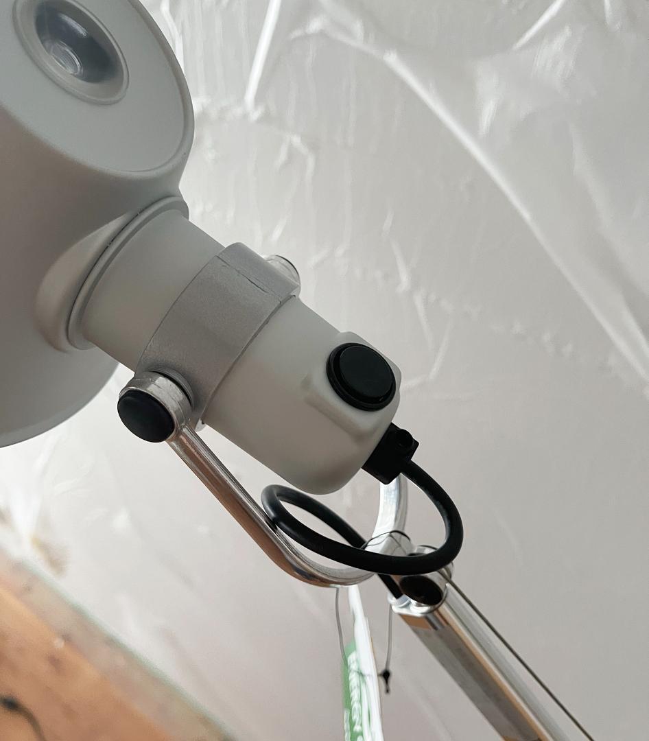 アルテミデ トロメオ フロアランプ フロアスタンド FLOS vitra