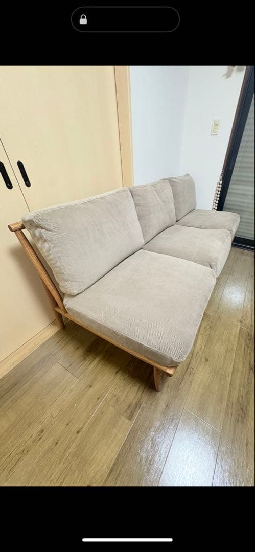 J-REX　ベージュのファブリック3人掛けソファ