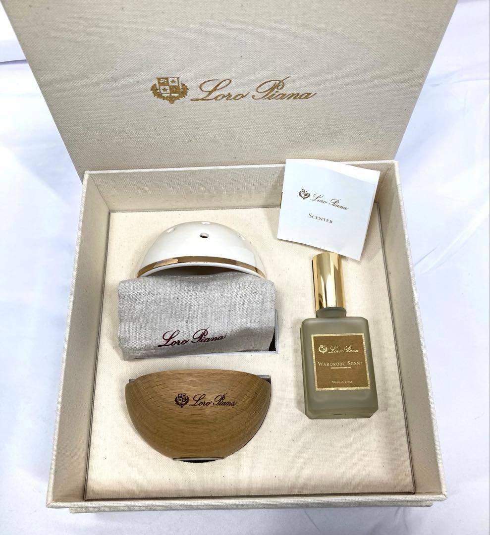 230N9パ 美品 ロロピアーナ 50mLワードローブフレグランスセット