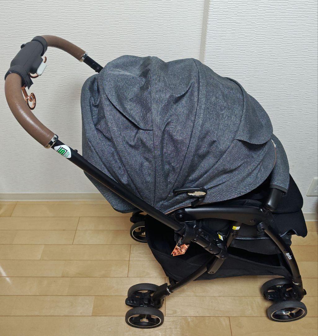 美品 ラクーナクッションフリーベビーカー フック、クリップ、新品カバー3点付