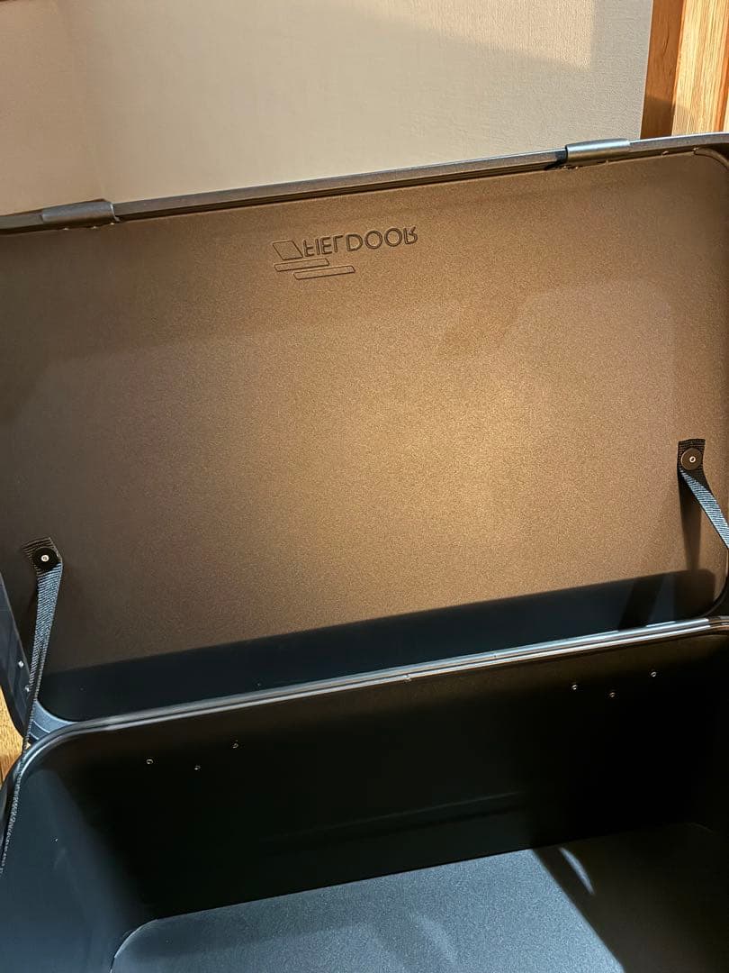 FIELDOOR アルミ コンテナ ボックス 蓋付き 【ブラック】 Mサイズ