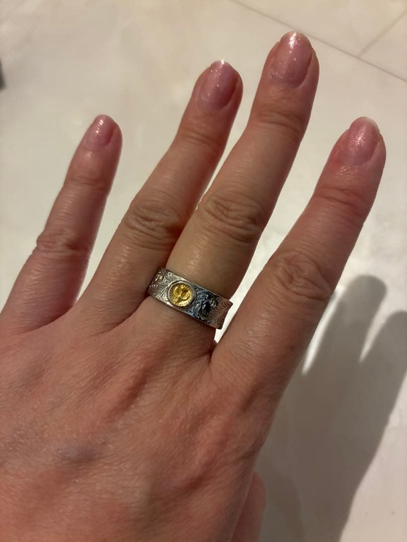 フェザー　指輪　リング　シルバー　フリーサイズ　羽　ゴローズ好きな方おすすめ