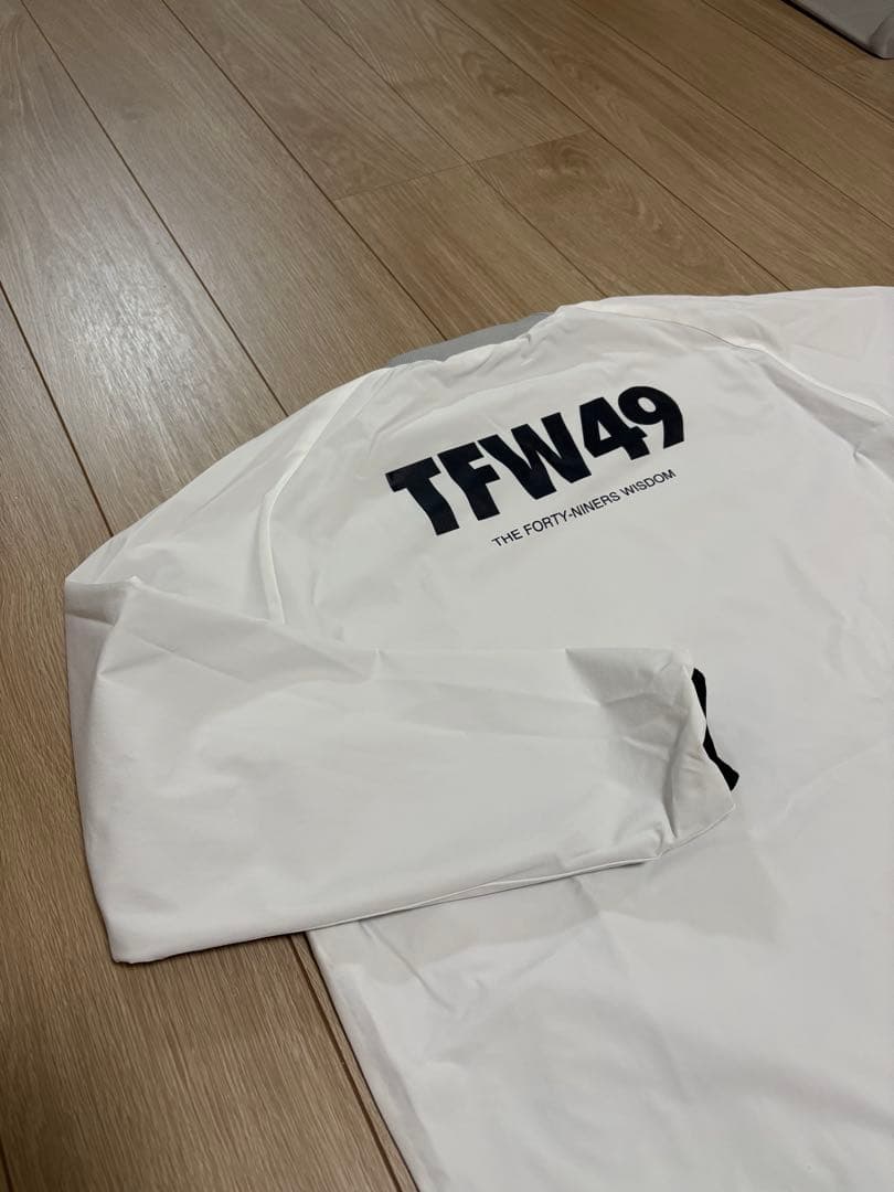 TFW49 リバーシブルスニード Lサイズ