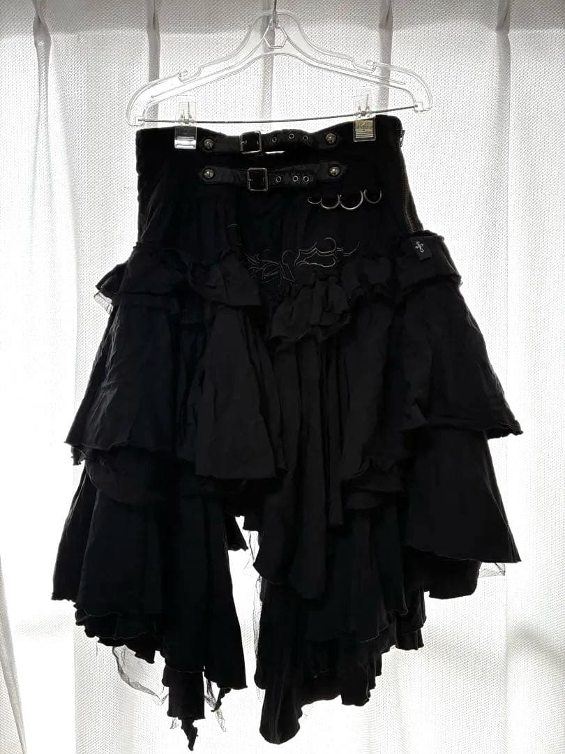 OzzOn(オッズクローチェ)アシメスカート