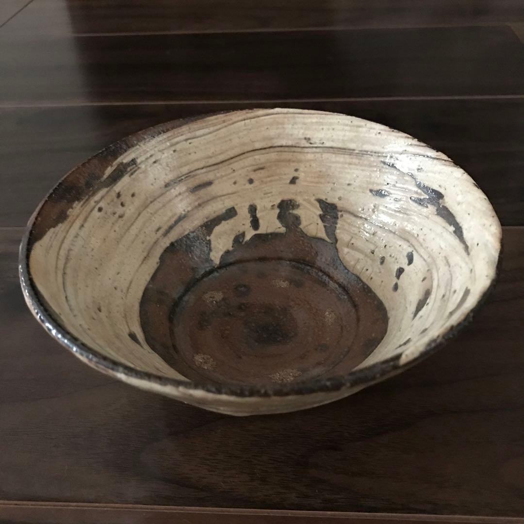 上野焼 三代山岡徹山 香春徹山窯 刷毛目茶碗 二重箱 共箱 仕覆 栞