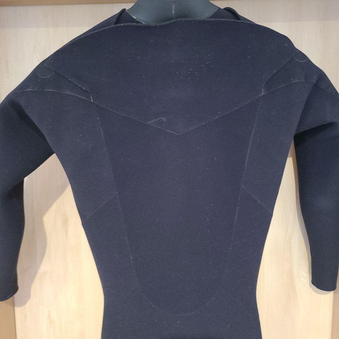 ねねね、ネイビーのデザインがうちゅくしい！ACER フルスーツ ウェットスーツ