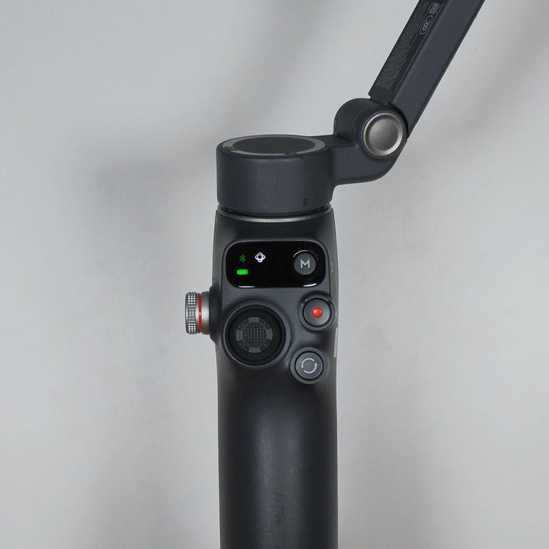 DJI Osmo Mobile 8 スマホジンバル