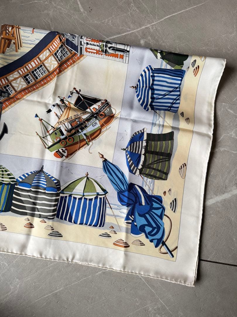 【お値下げ】HERMES エルメス カレ90 ノルマンディの浜辺 シルクスカーフ