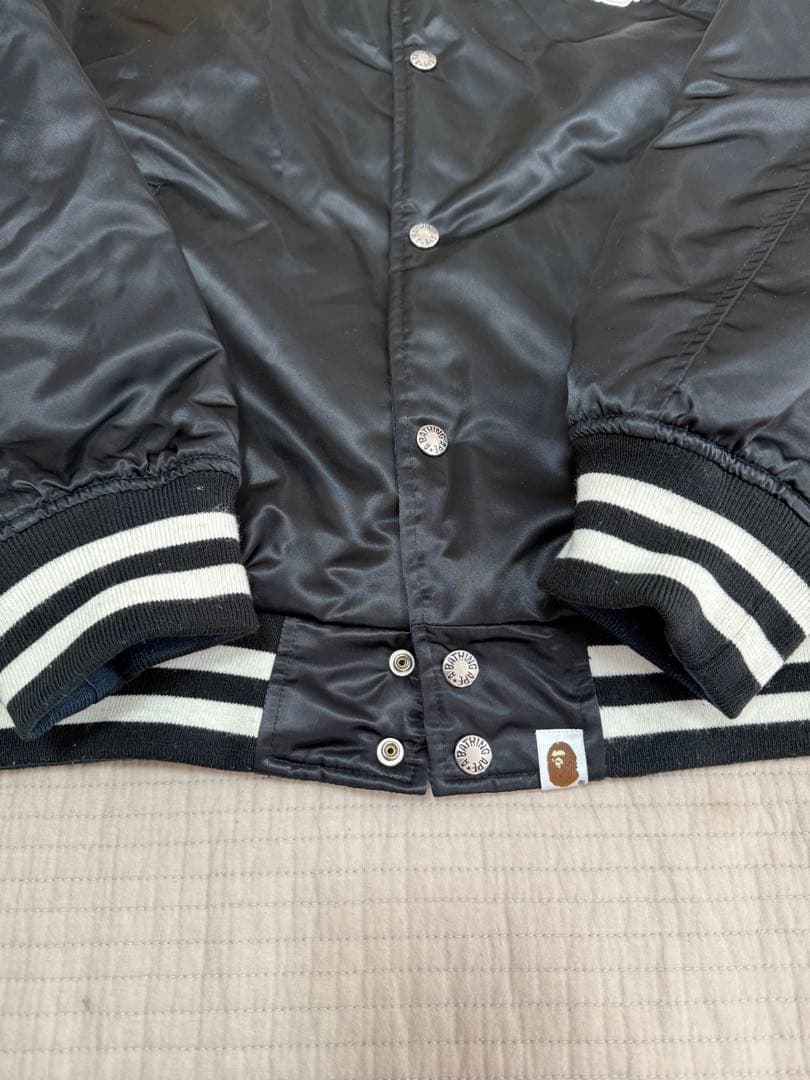 APE リバーシブル　スタジャン　ジャンパー　サイズXL エイプ　ベイプスタ