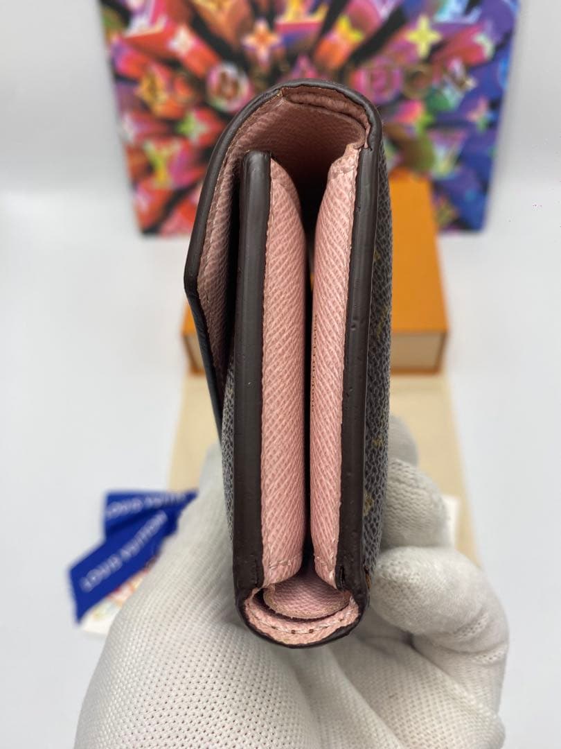 ルイヴィトン　モノグラム　ポルトフォイユ　ヴィクトリーヌ　財布　三つ折り財布