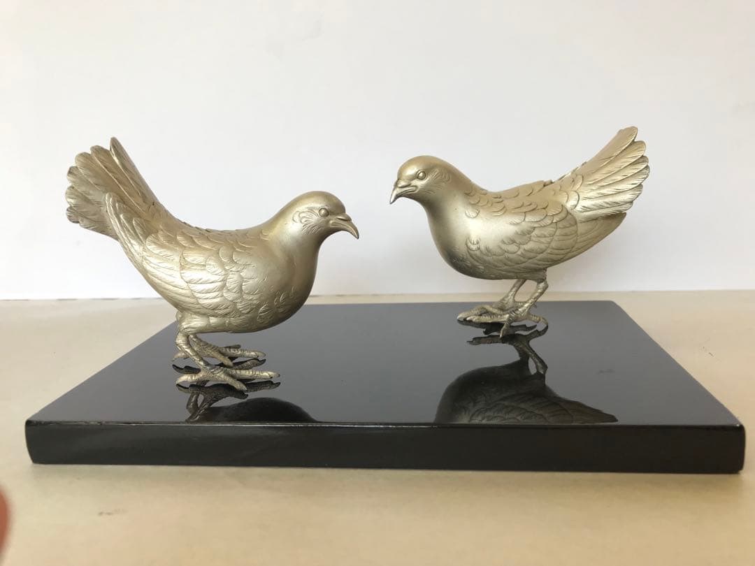 銀製:夫婦鳩置物