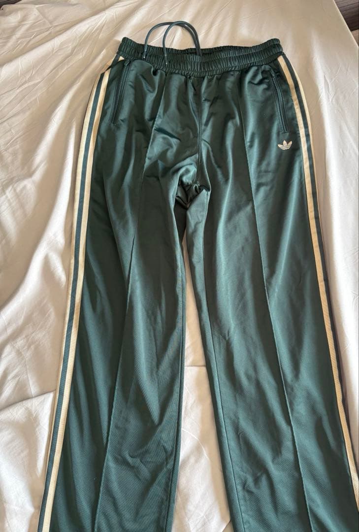 m*o様 常田大希 着用モデル adidas トラックパンツ ベッケンバウアー