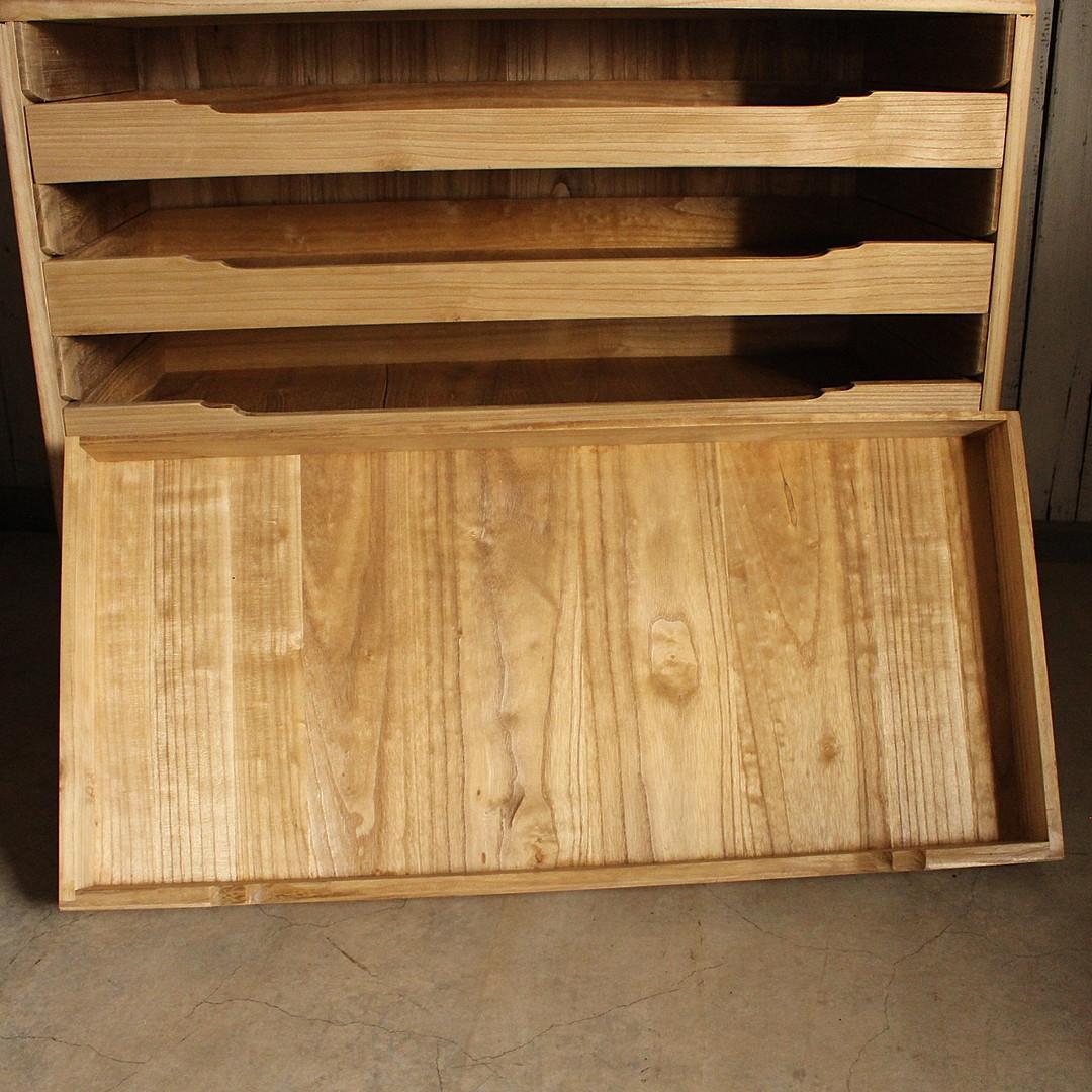 古い木製の引き出し5段　食器棚　キャビネット　古家具　古民家