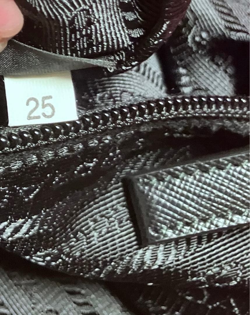 プラダ:2010 Limited Editionナイロンバッグ