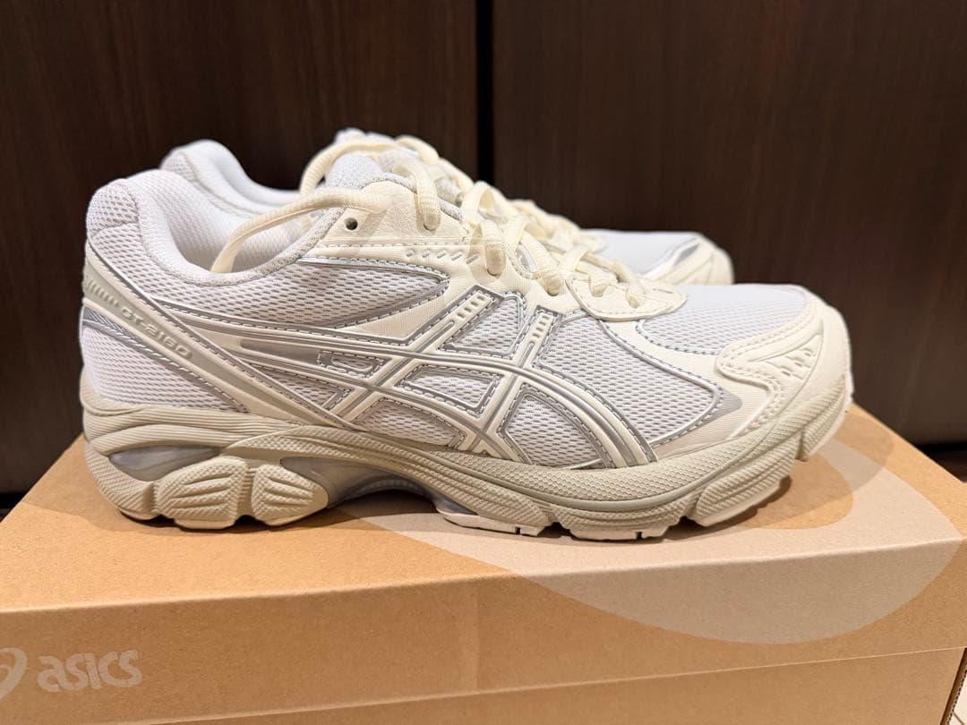 ASICS GT-2160 (ホワイト/クリーム)