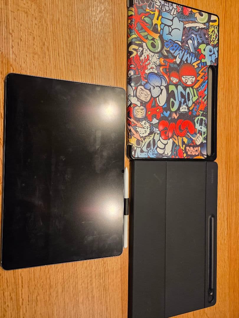 Samsung Galaxy TabS10FE+本体　純正キーボードカバー