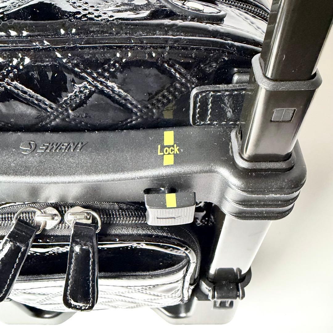 【美品】スワニー　エマイロ　エナメル　ショッピングカート　ストッパー付　４輪