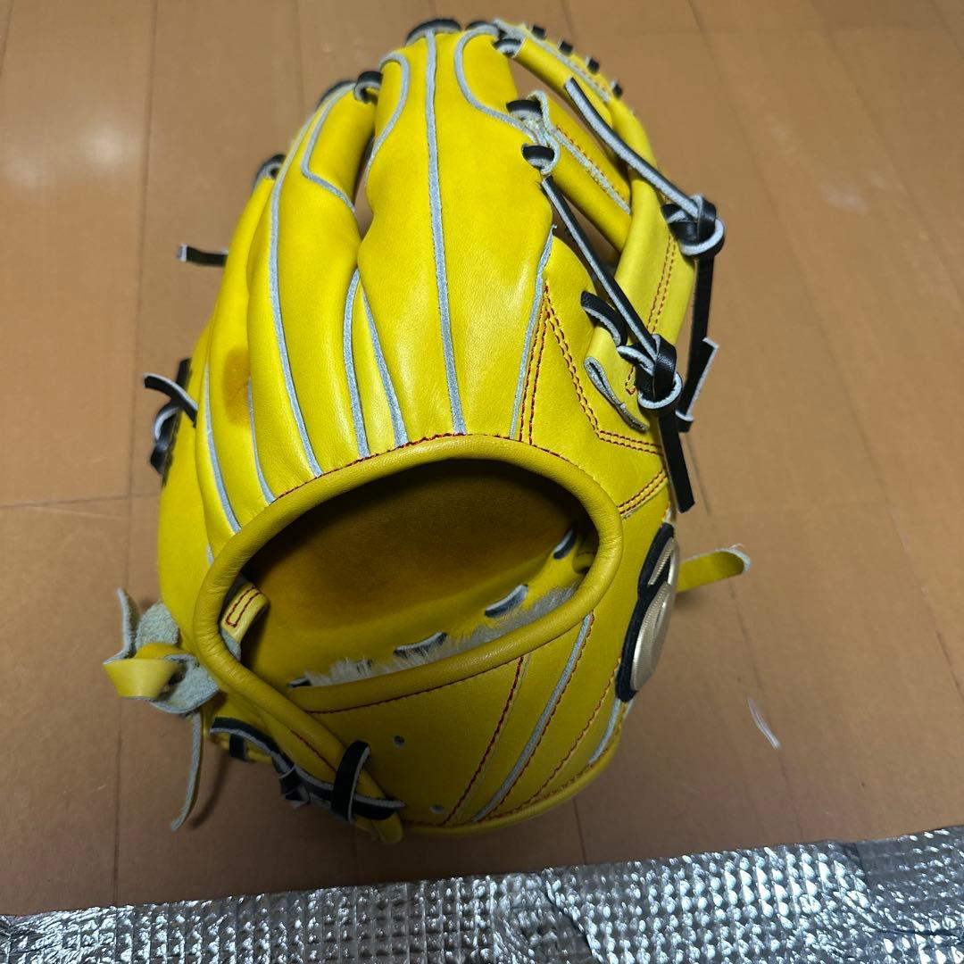 アシックス軟式内野手用グローブ