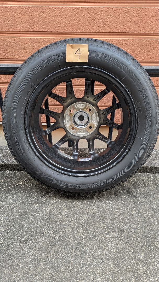 ブリヂストンBLIZZAK VRX2 14インチ2022年44週製造　美品　２本