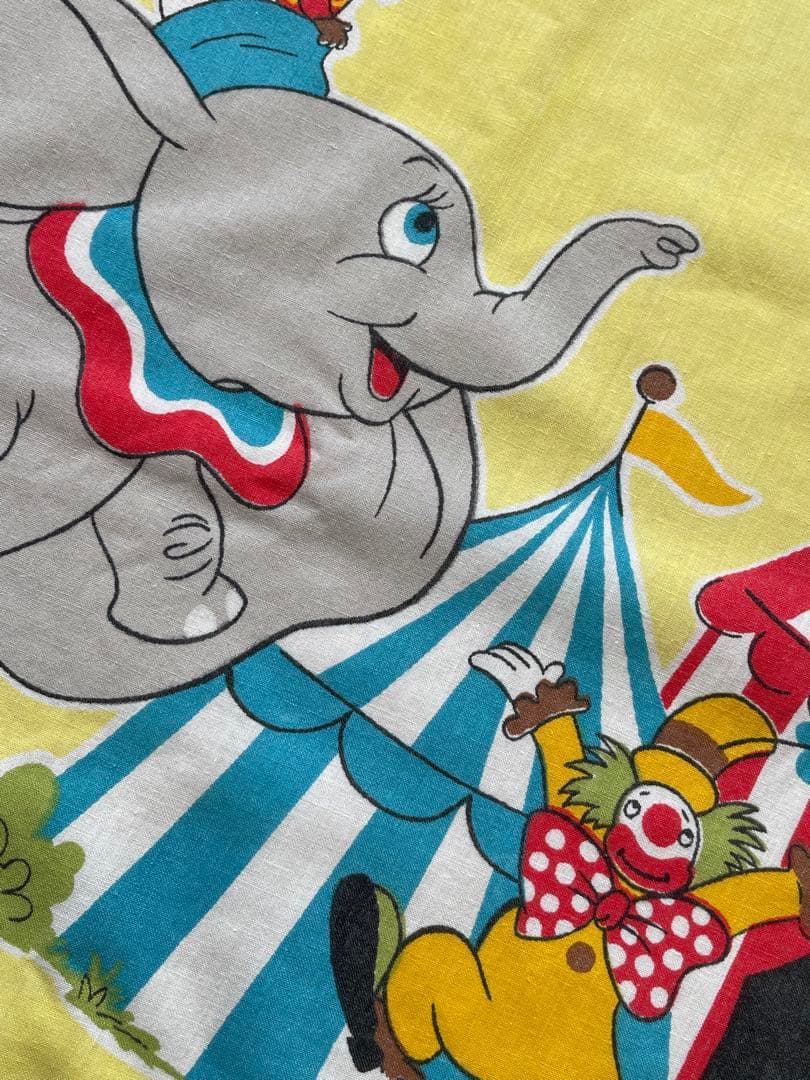 ☆ビンテージシーツ　ダンボ　生地