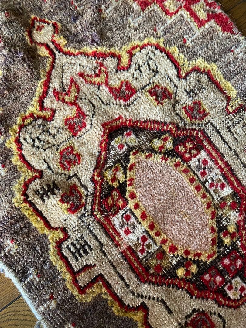 ペルシャ絨毯　毛100% 手織り絨毯　ヴィンテージ