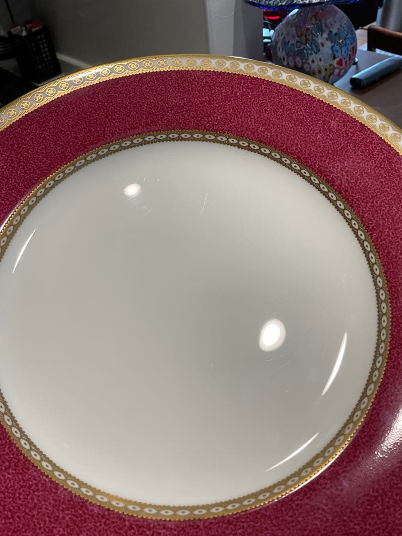 ウェッジウッド　ユーランダー　パウダールビー　プレート