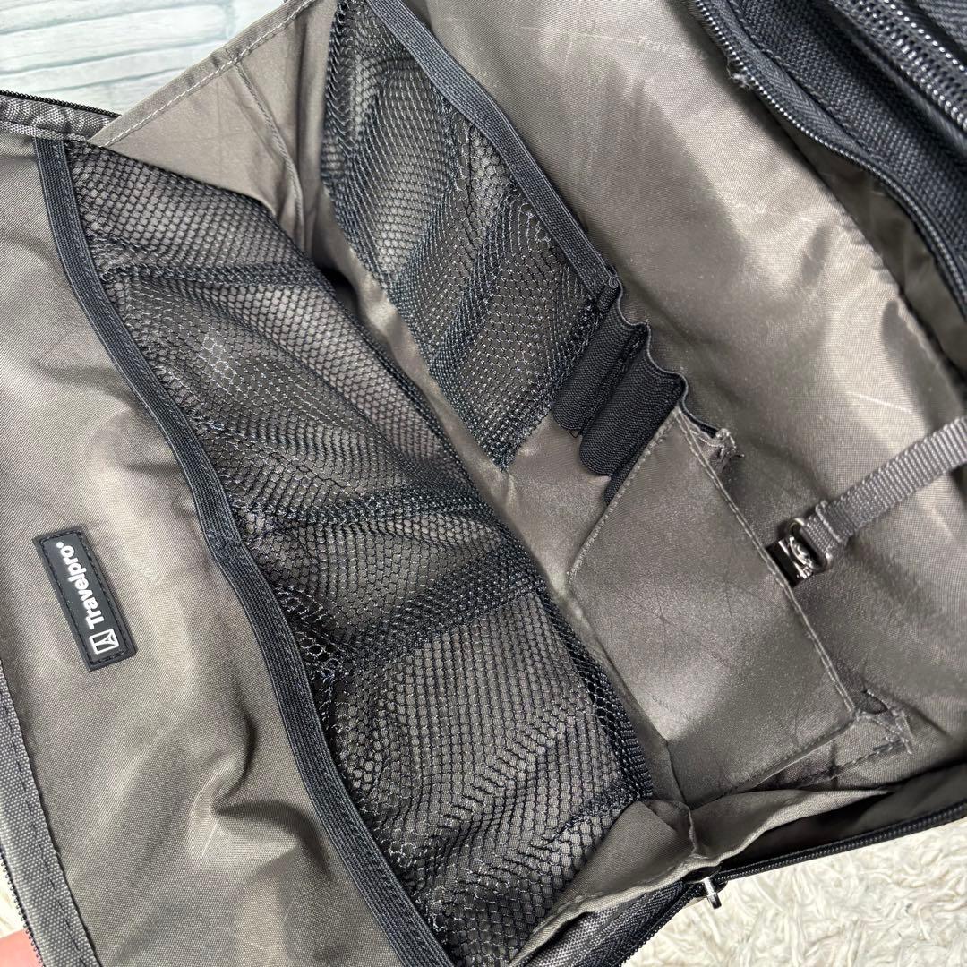 極美品　Travelpro トラベルプロ　FlightCrew 5 小型キャリー