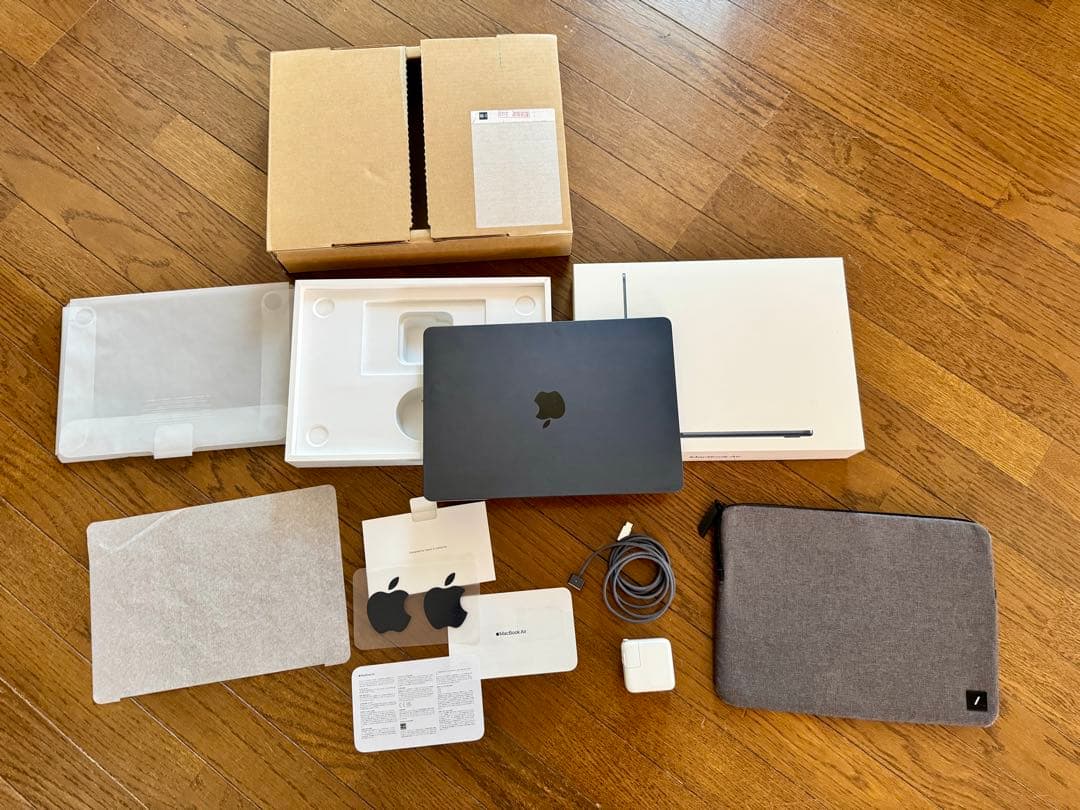 MacBook Air 13インチ M2 8GB 256GB ミッドナイト 美品