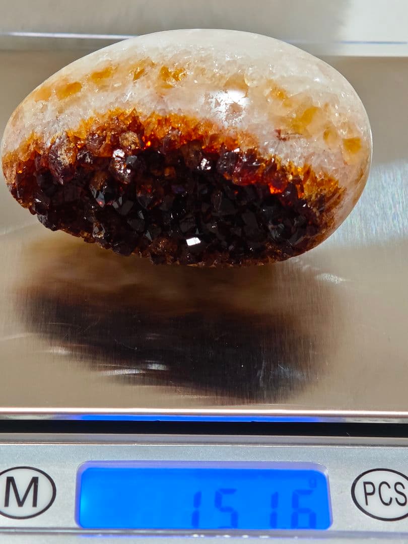 ​【金運】ブラジル産天然石 シトリン原石 エッグ型 ジオード 台座付151.6g