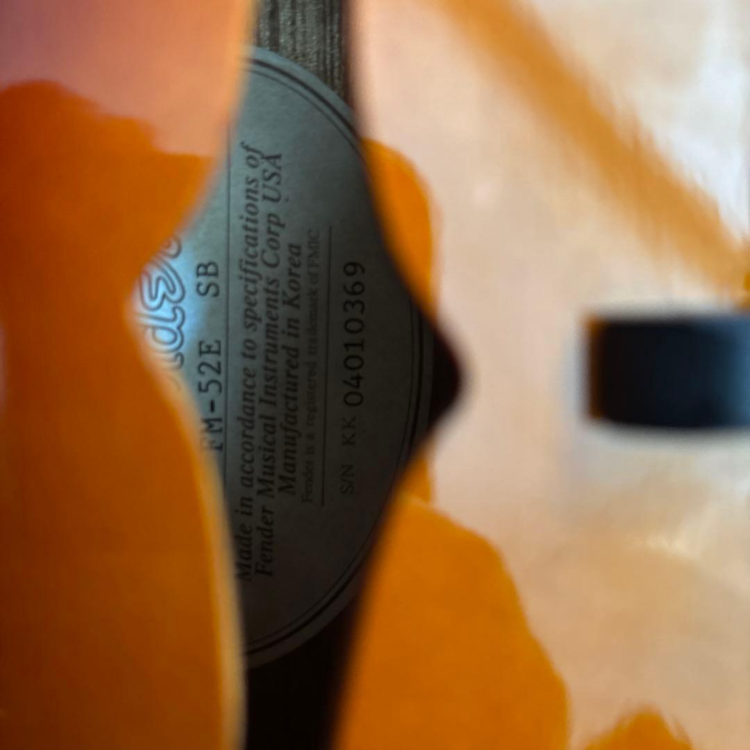 【Fender】 エレクトリック フラットマンドリン