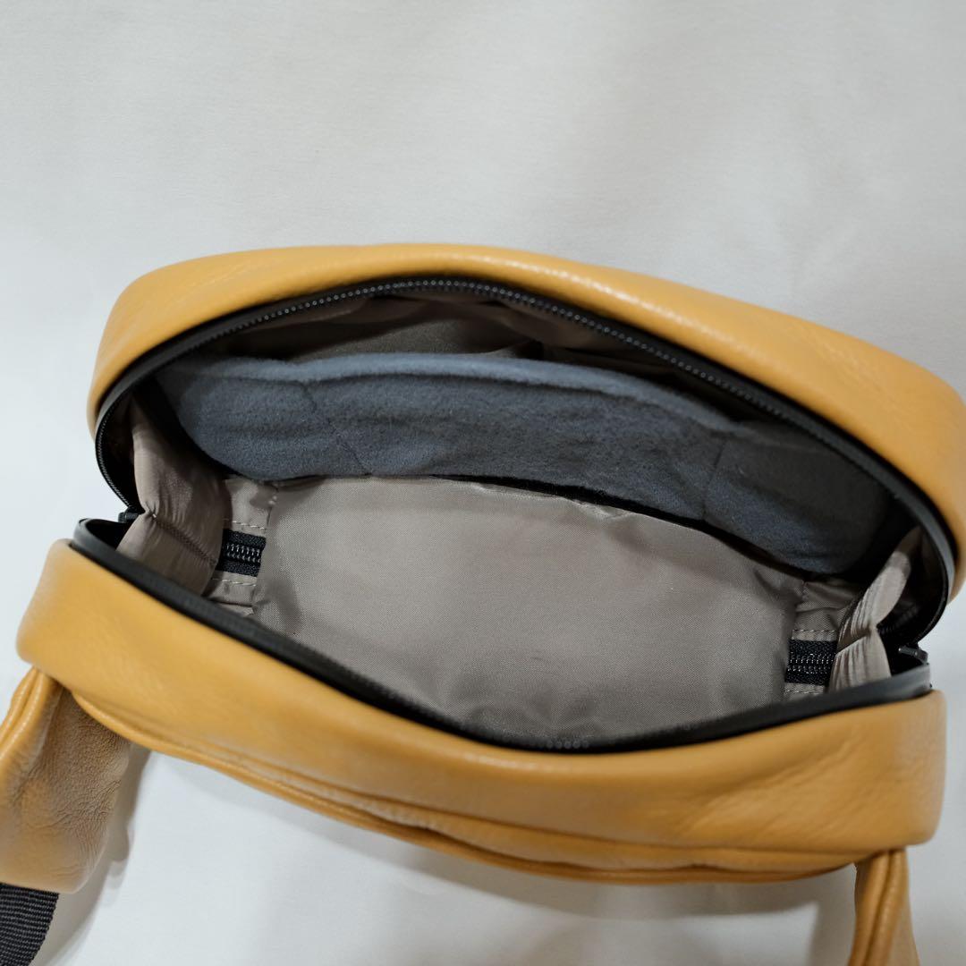 カワニシカバン　ボディバッグ　lauff​［ラフ］​　キャメル