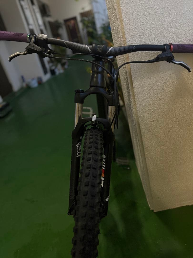 早い者勝ちTREK X-Caliber7 27.5 マウンテンバイク