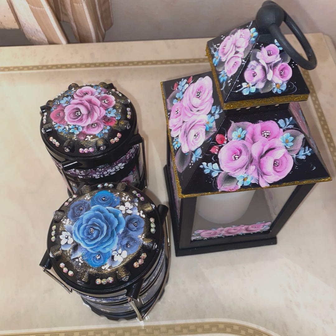ジュエリーボックス　ランタン　懐中電灯　電子カイロ　防犯ブザー　薔薇　手描き