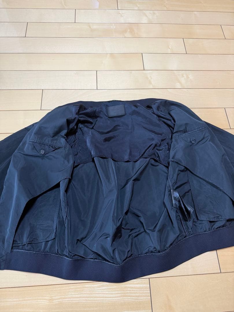 PRADA ネイビー ジップアップジャケット