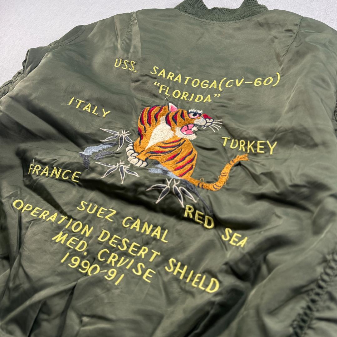 AVIREX MA-1 flight jacket 虎 ワッペン 刺繍 M