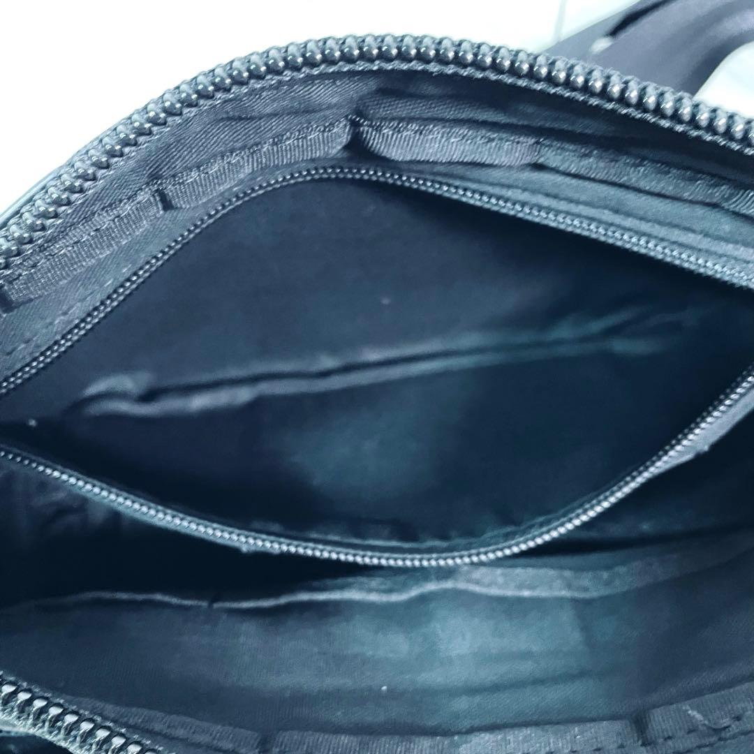 Vivienne Westwood ショルダーバッグ　ボディバッグメッセンジャー