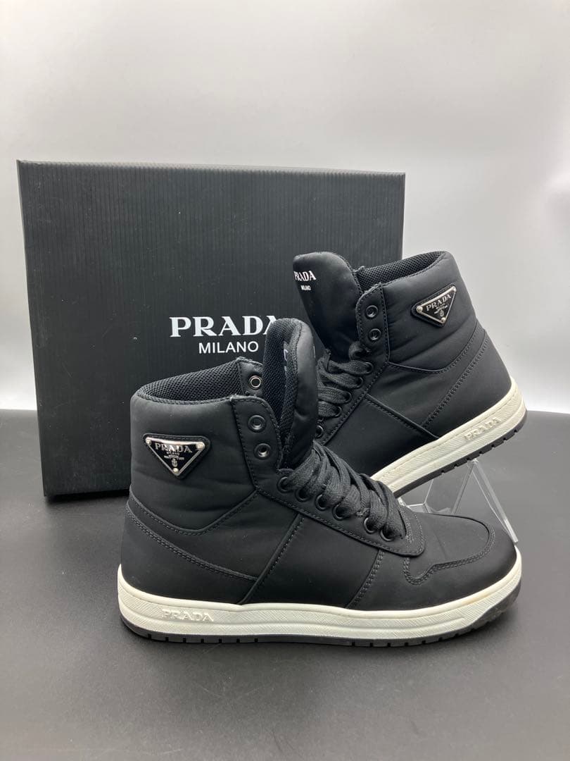 PRADA RE-NYLON ハイカットスニーカー 937 37 BLK