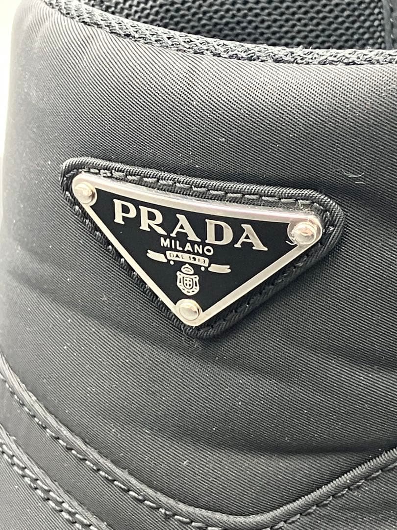 PRADA RE-NYLON ハイカットスニーカー 937 37 BLK