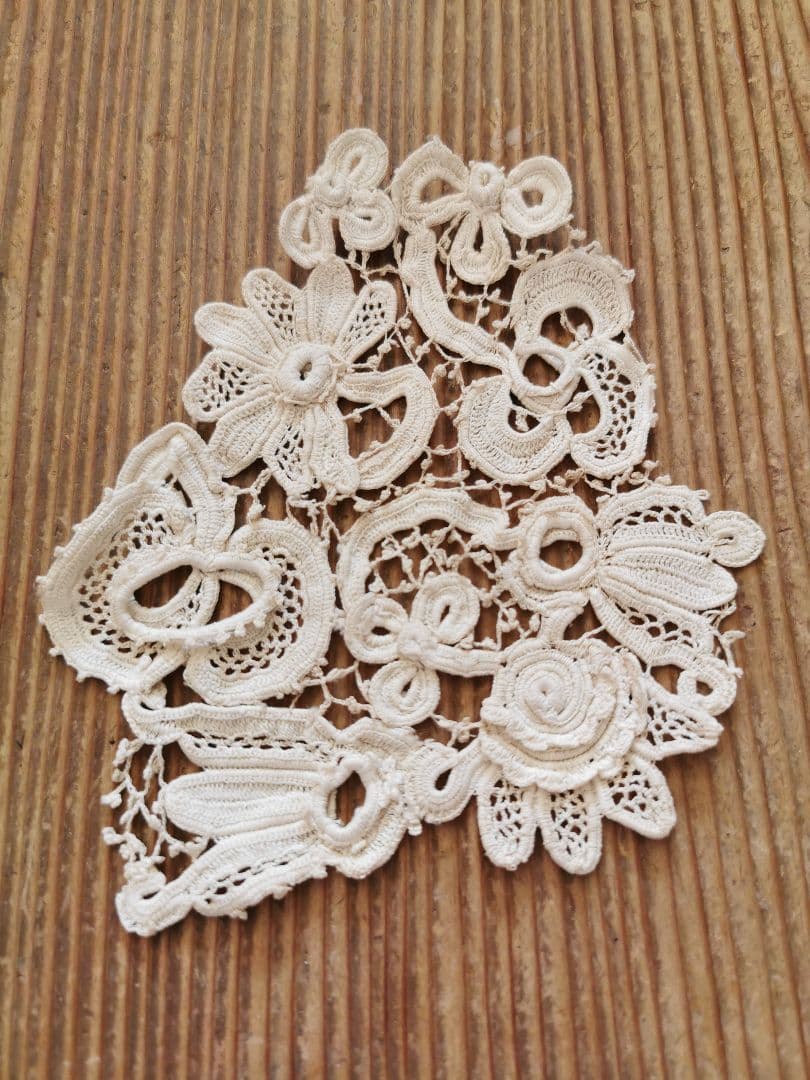 アンティーク アイリッシュクロシェレース 多層パンジー向日葵三つ葉 手編ドイリー