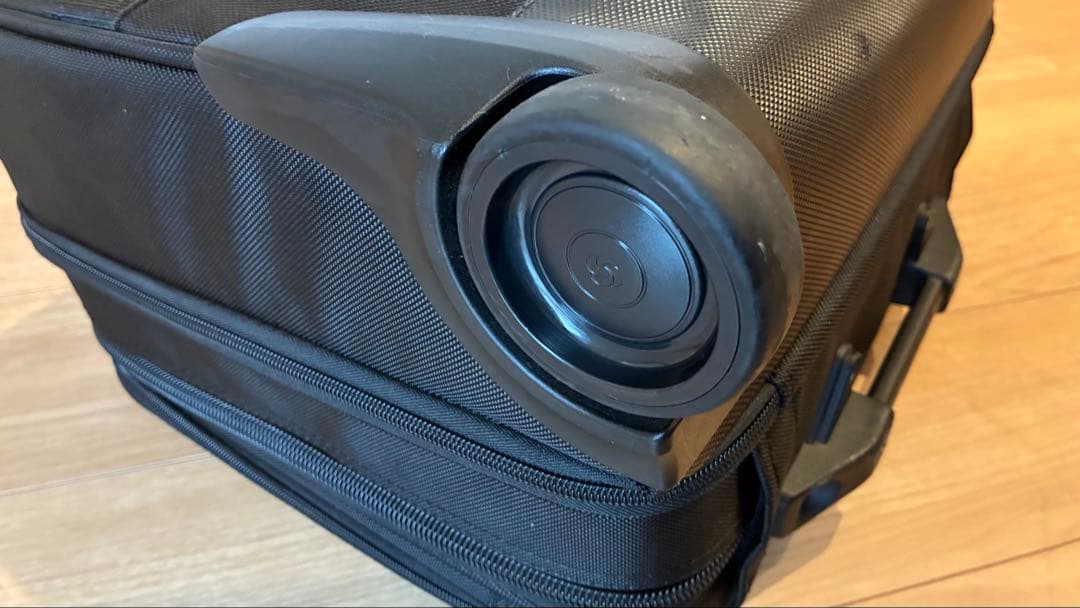 2回のみ使用　サムソナイト キャリー　モバイルオフィス ビジネス 機内持ち込み