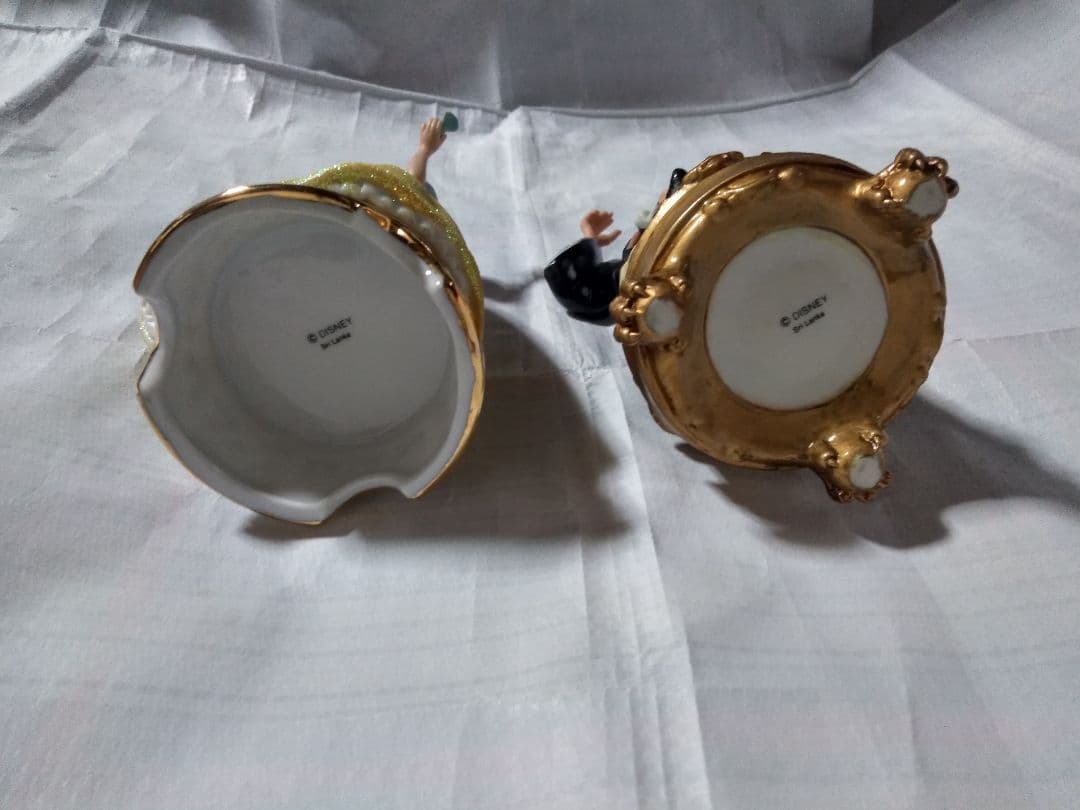 ディズニー 白雪姫 魔女 置物 フィギュリン