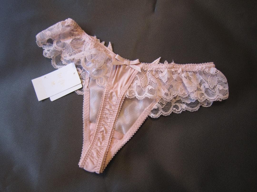 希少☆新品☆ワコール　トレフルキャミソール80＆ソング　ショーツＭ☆セット