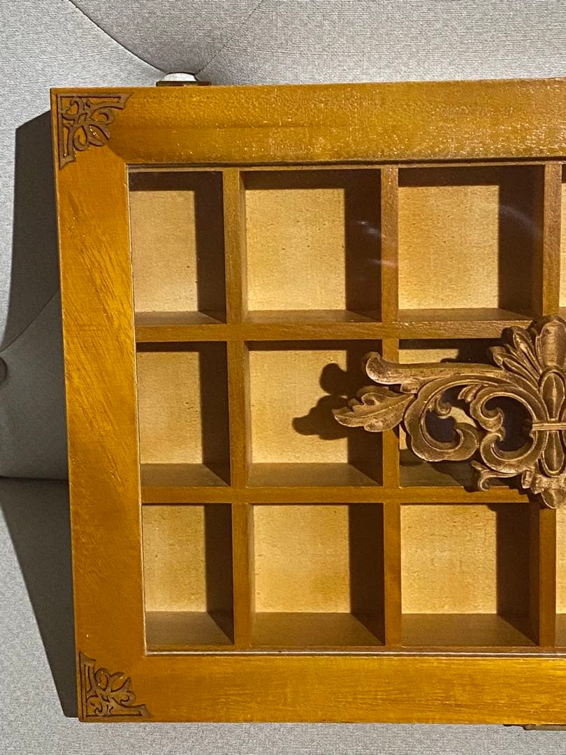 シャビー♦️ナチュラル ロココ♦️コレクションボックス ２個セット♦️壁付可能♦️送料込