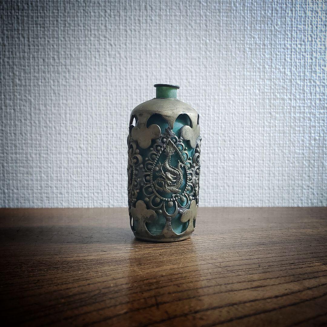 中国骨董　小壺　鼻煙壺　竜　龍　鳳凰　玉石　銘　一輪挿し