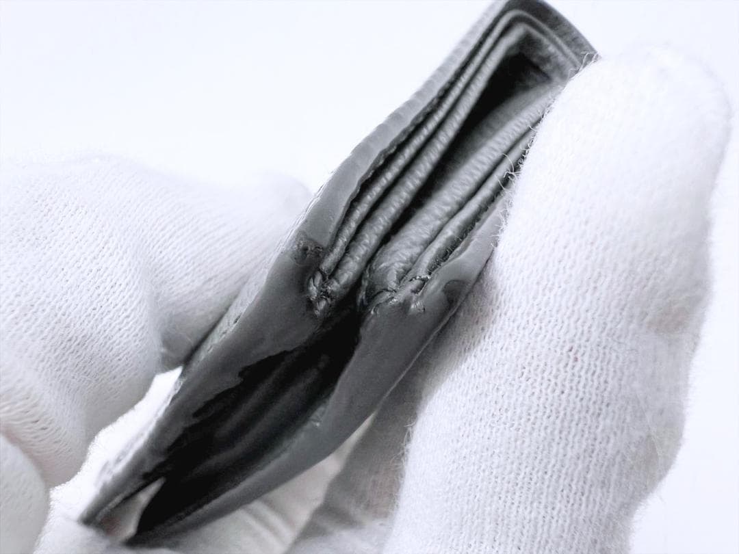 美品 プラダ ロゴ 二つ折り財布 グレー RFID 2MO738