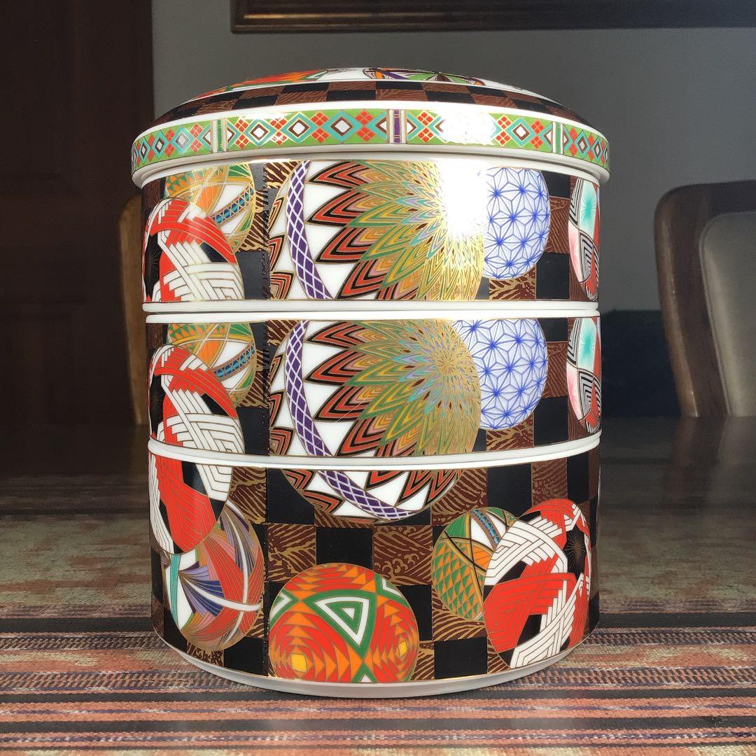 『プレうー特価』　美濃焼　庫山窯　手鞠　金彩　三段重