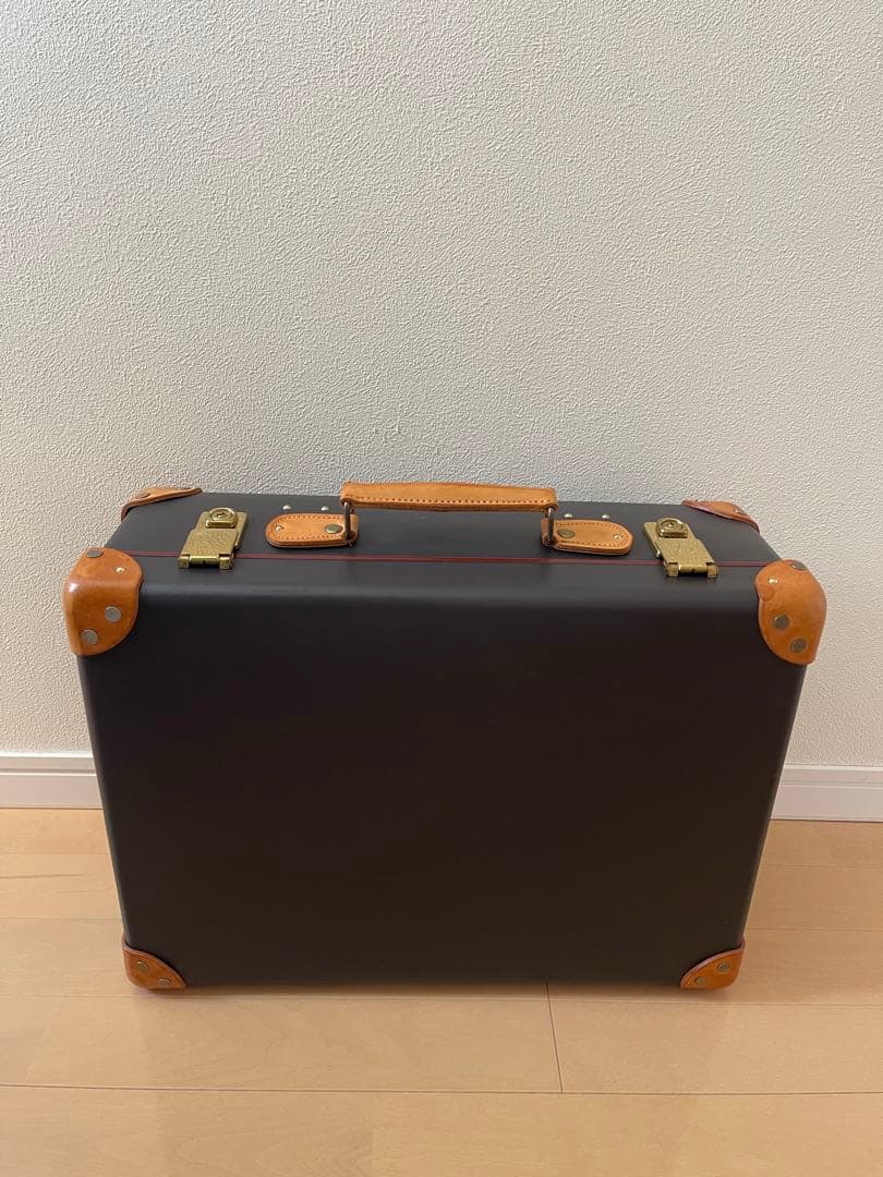 グローブトロッター　GLOBE-TROTTER サファリ　18インチ　キャビン